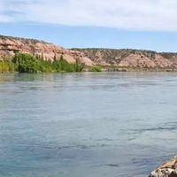 Esta semana aumenta el caudal del río Limay aguas abajo de Arroyito