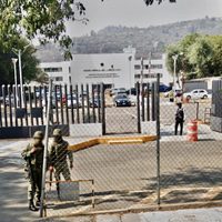 Abogados acusados por la FGR se reservan su derecho a declarar