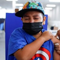 Llegan más vacunas de Sinopharm y el Gobierno lanza los esquemas de vacunación para infantes