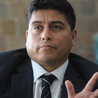 Santa Cruz pidió un adelanto de 15 mil millones de pesos para pagar sueldos y crece la incertidumbre