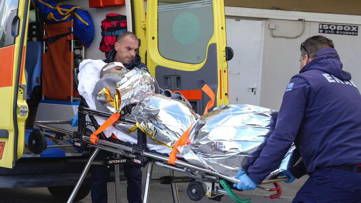 Sobreviviente del naufragio del barco en Lesbos, Grecia