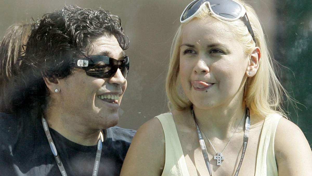 Verónica Ojeda y Diego Armando Maradona. Fuente: (Instagram)