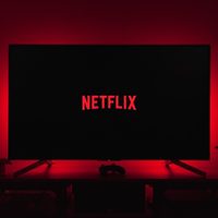 La serie de Netflix que enciende el top 10 con un thriller moral sobre una madre desesperada
