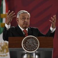 Más que 'mochila segura”, se requiere la Constitución Moral: AMLO tras tiroteo en Torreón