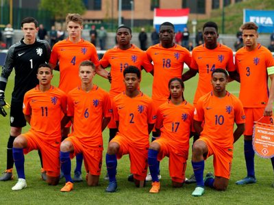 Oficial: el Leeds de Bielsa incorporó a una joven talento del fútbol holandés