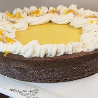 Tarta de naranja y chocolate, la combinación perfecta para la merienda y sin gastar de más