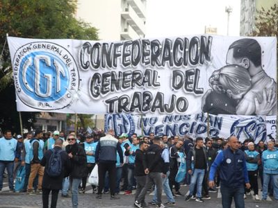 Neuquén: fuerte adhesión al paro general convocado por la CGT con servicios públicos y privados parcialmente afectados