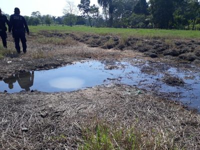 Reportan fuga de combustible provocada por ordeña en Huimanguillo, Tabasco
