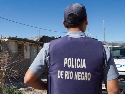 Policías de Río Negro se movilizan por "un sueldo digno"
