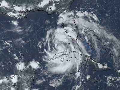 Biden declara el estado de emergencia para Florida ante la llegada de la tormenta 'Debby'