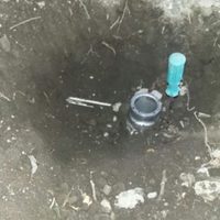Hallan toma clandestina de gas LP a un costado de una subestación de Pemex