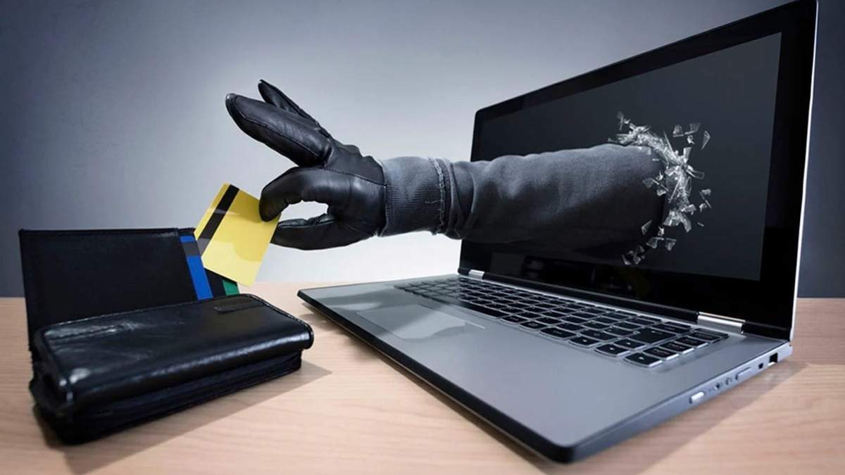 En caso de haber compartido datos de tarjetas de crédito o débito, solicitar la baja del plástico. Fuente: (Economis)