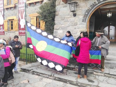 Adiós a las propiedades otorgadas por parte del Gobierno a los Mapuches en Bariloche