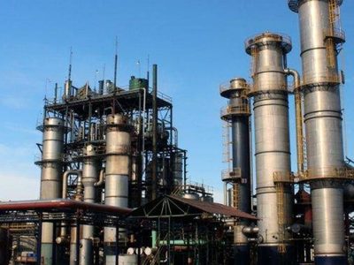 La Federación del Petróleo se prepara para un posible paro en todas las refinerías del país