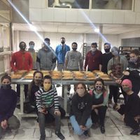 “Somos Amigos” realizó 700 viandas para repartir a merenderos neuquinos
