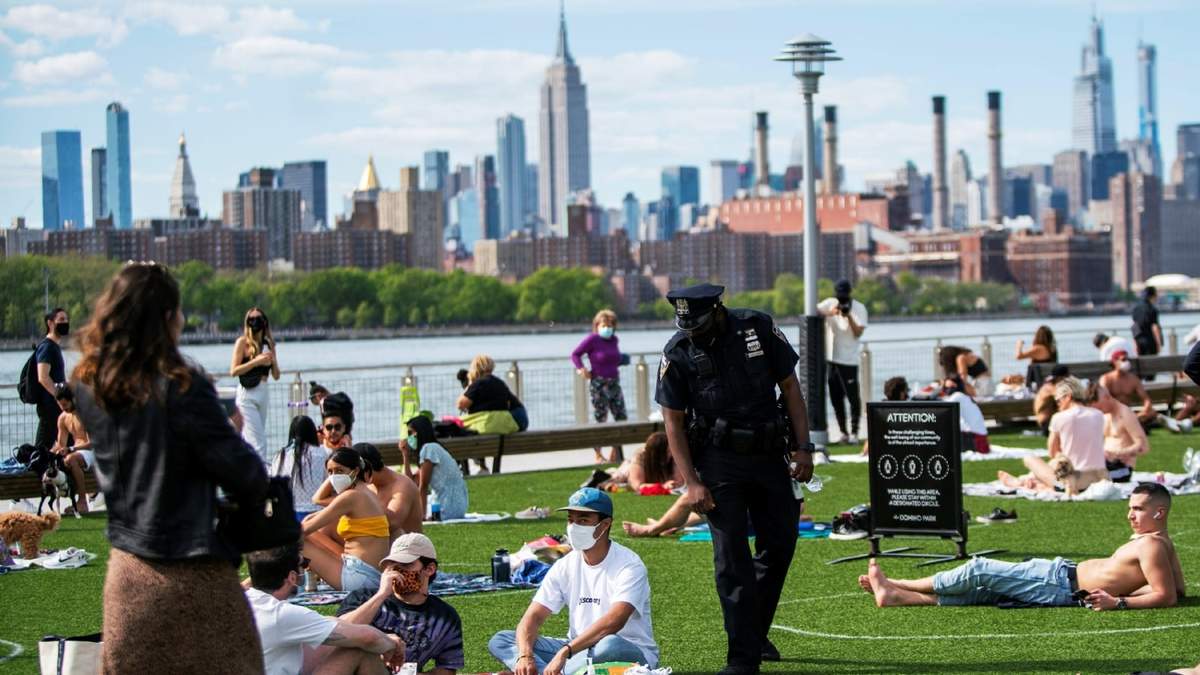 "Estacionamientos humanos" en Nueva York. Fuente: (Twitter)