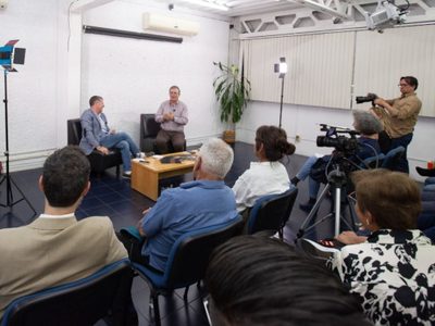 Ebrard dice que rompería con Morena si le hacen "chanchullo" en la encuesta (Video)