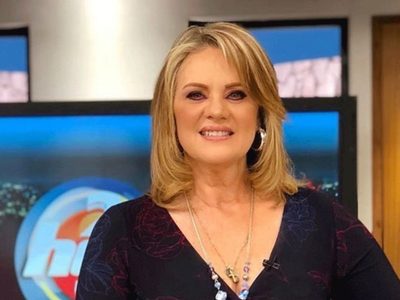 Érika Buenfil se transformó para revivir un éxito de Madonna