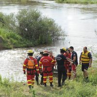 Hallaron el cuerpo del joven que cayó al río Neuquén en Cipolletti
