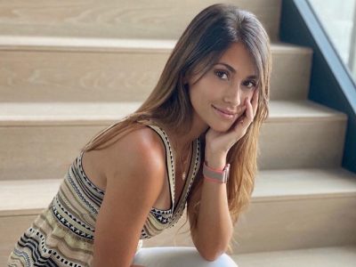 Imponente: Antonella Roccuzzo desbordó toda su belleza con este atuendo ideal para la playa