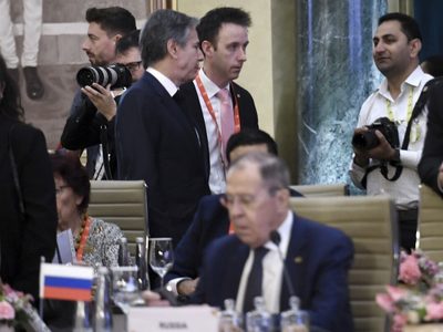 Blinken y Lavrov mantienen breve reunión en cumbre del G20
