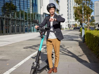 Andas en scooter o bici eléctrica: así será el trámite de placas en la Ciudad de México