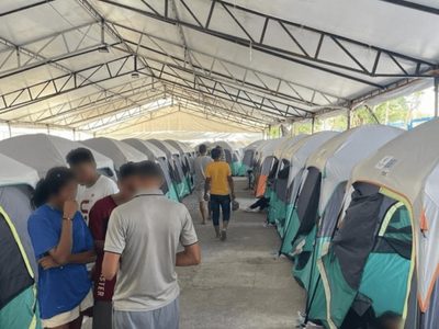 México abre campamento de carpas para migrantes en Matamoros