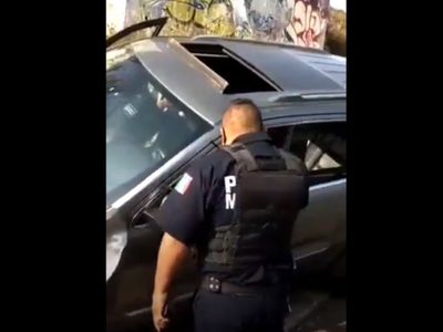 Difunden videos de persecución y de Octavio Ocaña aún con vida tras chocar