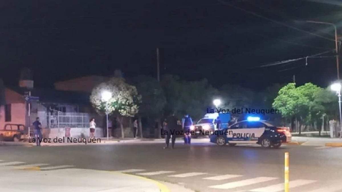 La esquina donde fue asesinado a tiros Carlos Conejero. Fuente (La Voz de Neuquén)