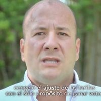 Alfaro culpa a su antecesor de congelar alza en transporte por motivos electorales