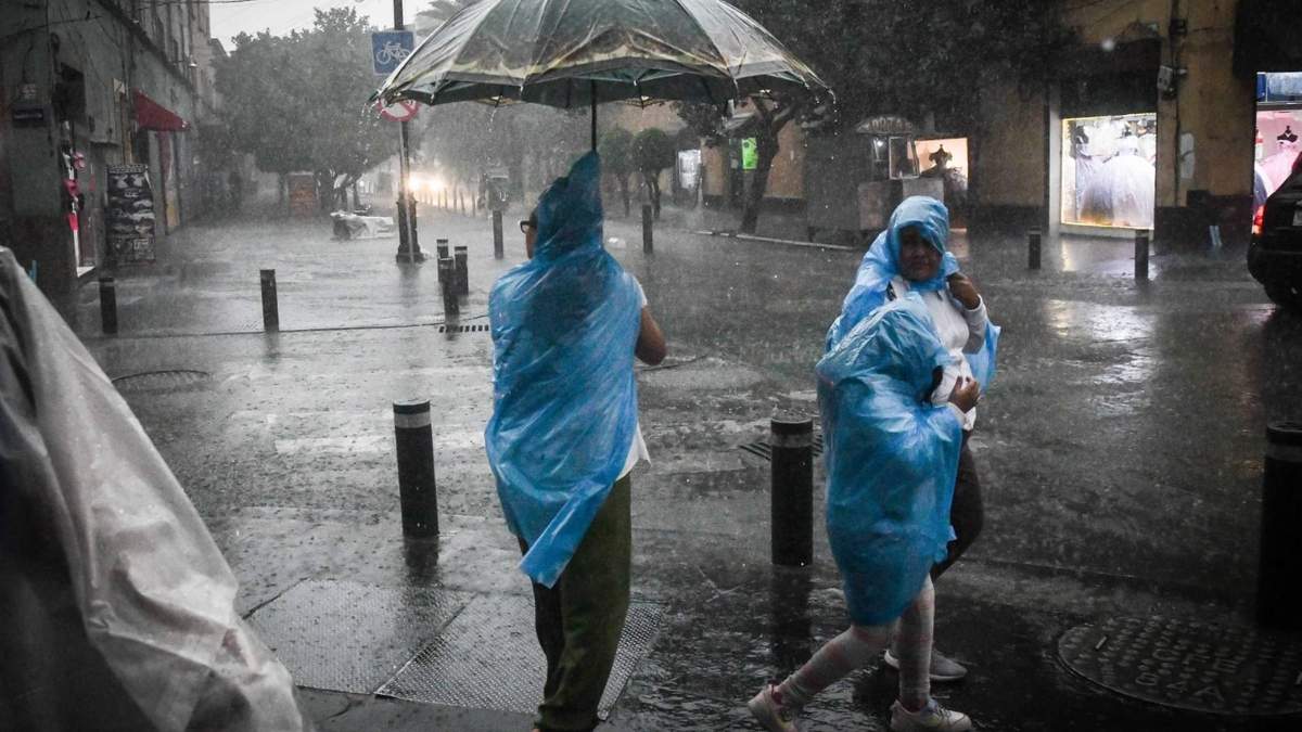 Probabilidad de lluvias puntuales fuertes en la Ciudad de México este viernes