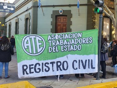 Continúan sin atención las 38 oficinas del Registro Civil, en toda la Provincia del Neuquén
