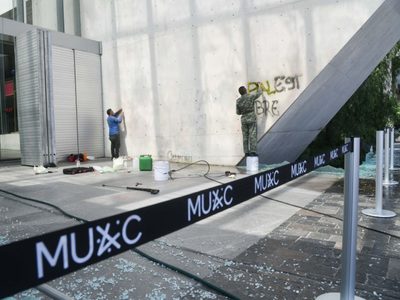 Gremio cultural expresa “repudio e indignación” tras vandalismo en el CCU de la UNAM