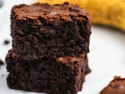 Brownie de banana y chocolate: con esas bananas maduritas que tenés en la cocina, prepará la receta más rica