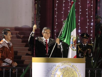 Da Américo Villarreal Grito de Independencia junto a miles de familias tamaulipecas