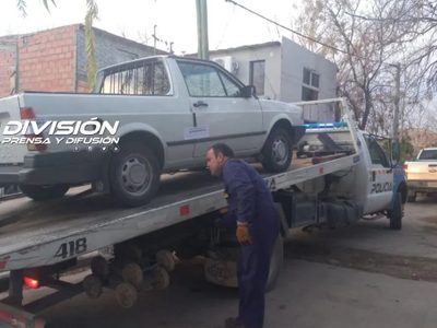 Abandonaron una camioneta robada en el barrio Belgrano