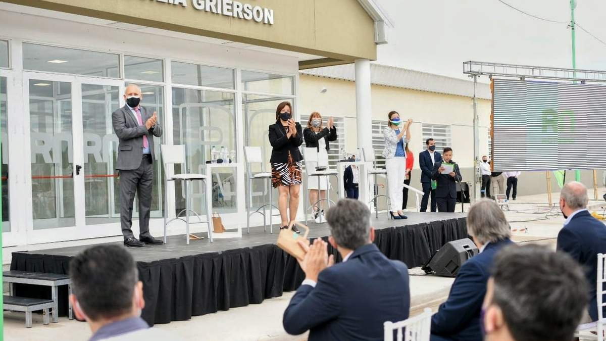 Inauguración del hospital de Catriel. Fuente: (Twitter)