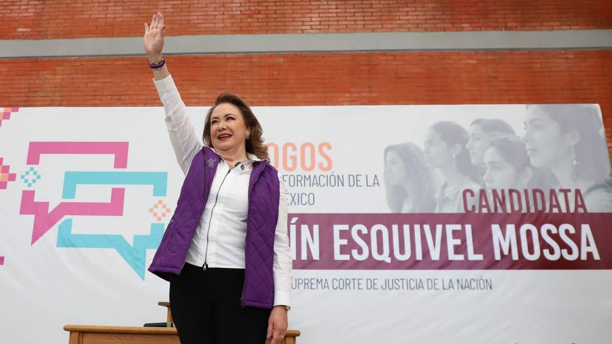 Yasmín Esquivel en el arranque de la campaña