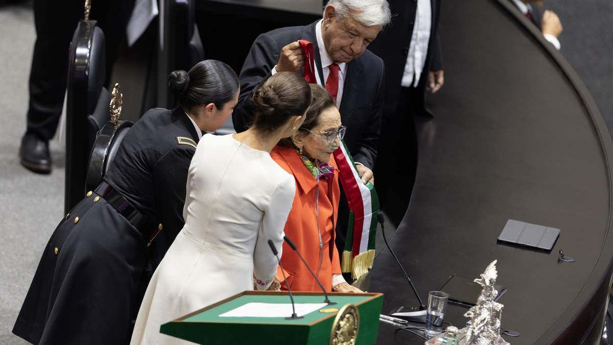 Claudia Sheinbaum, Ifigenia Martínez y Andrés Manuel López Obrador, el 1 de octubre en la Cámara de Diputados