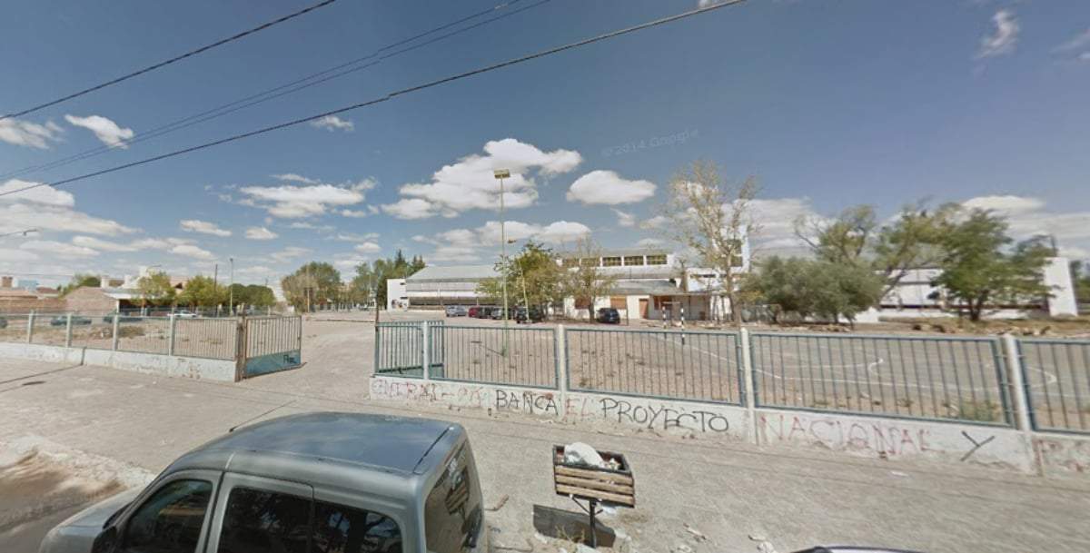 Inmediaciones del CPEM 6 donde se registró la pelea. Fuente: (Google Maps)