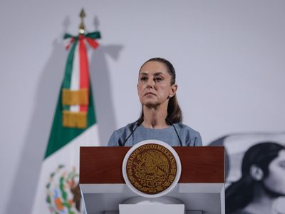 CURP con fotografía y huellas dactilares: la estrategia que propone Sheinbaum contra desapariciones