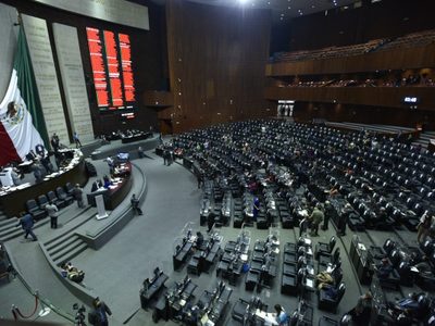 Junto con el PRI, diputados de Morena aprueban en lo general la Ley Orgánica de la Armada de México
