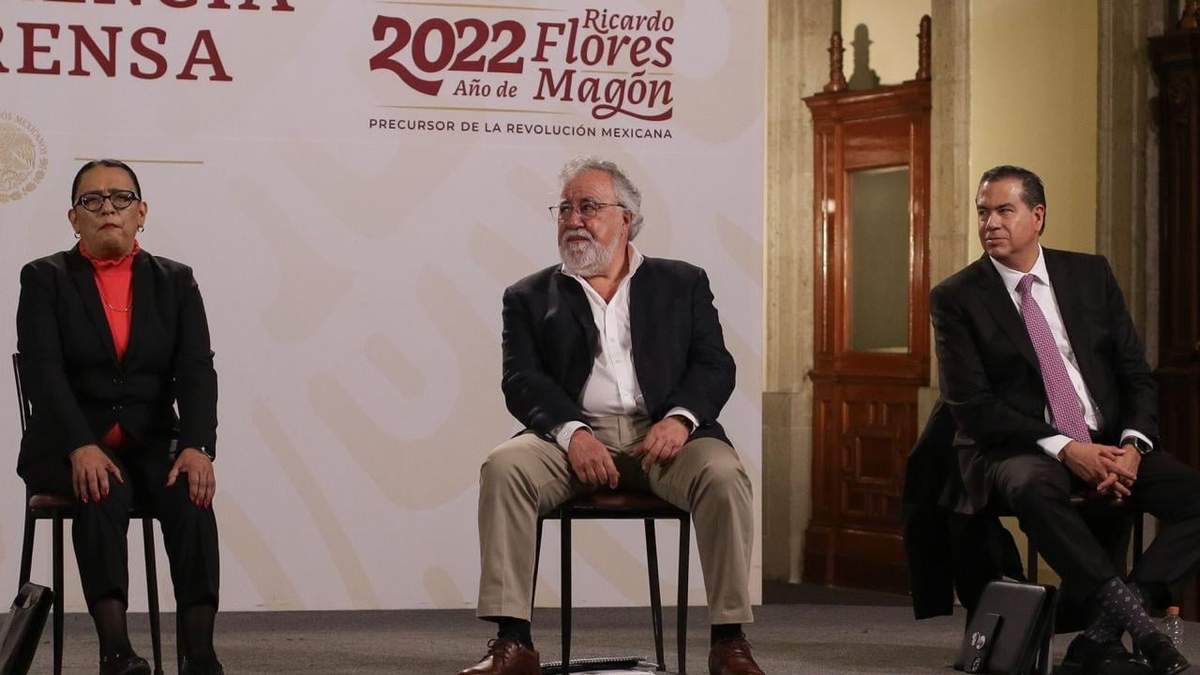 Rosa Icela Rodríguez Velázquez, secretaria de Seguridad y Protección Ciudadana; Alejandro Encinas Rodríguez, subsecretario de Derechos Humanos de la Secretaría de Gobernación; y Ricardo Mejía Berdeja, subsecretario de Seguridad Pública
