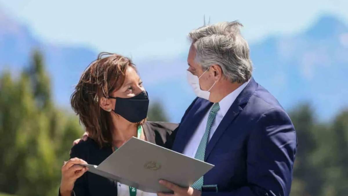 Arabela Carreras y Alberto Fernández. Fuente: (Twitter)