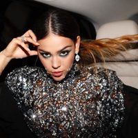 ¿Casual, elegante, al natural? Mirá los excéntricos outfits de Danna Paola. ¡DIOSA!