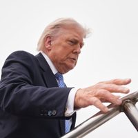 Trump afirma que su examen médico semestral ha salido "perfecto"