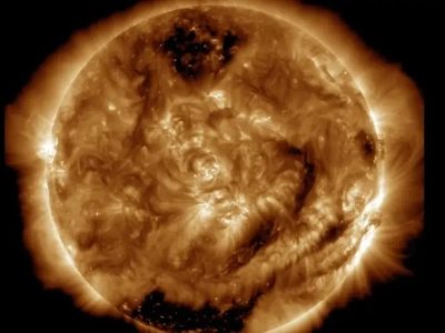 Hielo antiguo de Groenlandia revela misteriosa tormenta solar