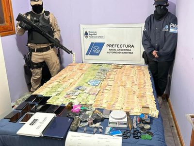Tres personas fueron detenidas por tráfico de drogas en Villa La Angostura