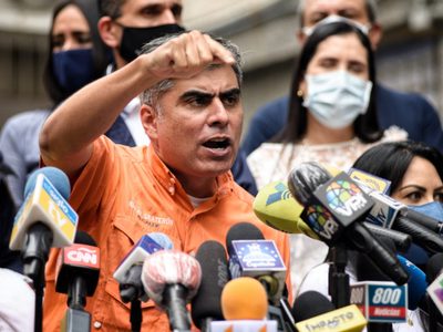 Embajada de Chile en Caracas acogió a otro líder opositor venezolano a petición de Guaidó