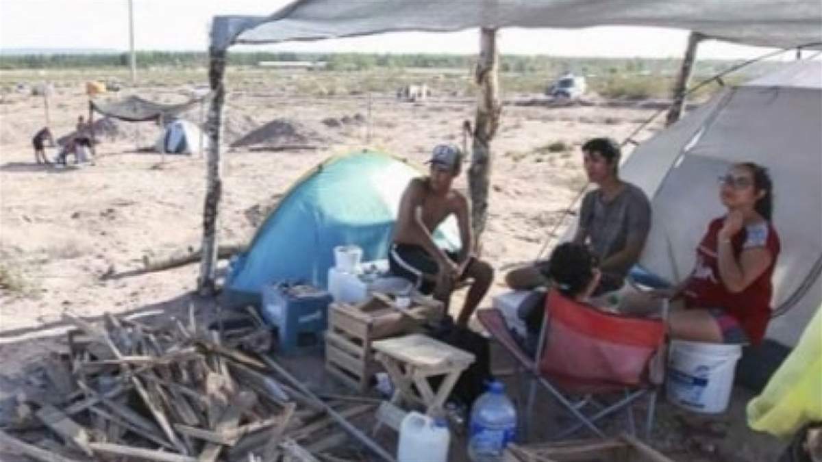 200 familias ocupan terrenos (Fuente: Instragram)